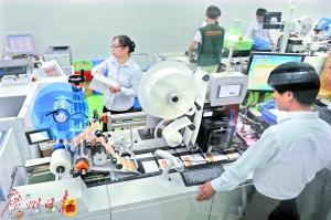 護(hù)照、港澳通行證制作也需要用到風(fēng)淋室